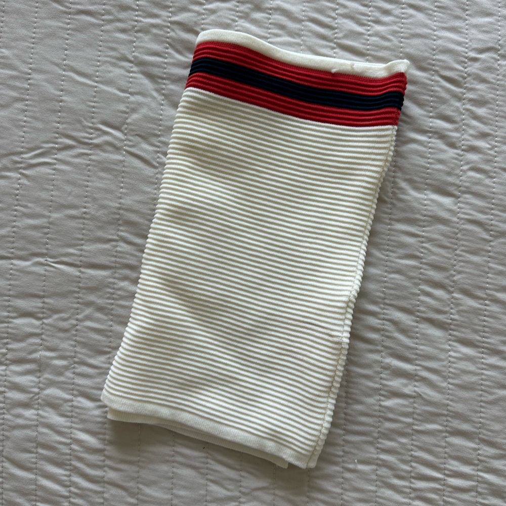 Single striped tube top